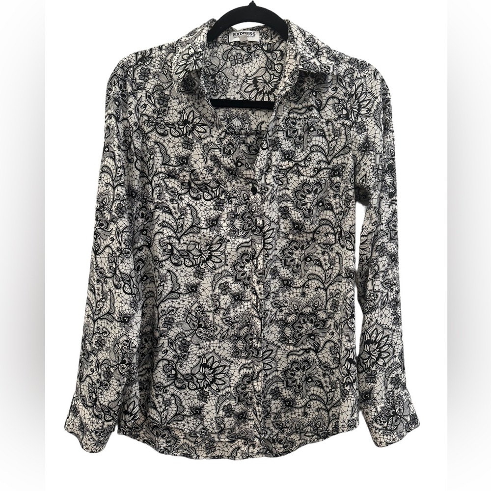 Express portofino button down blouse size S EUC